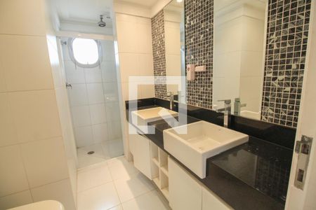 Apartamento à venda com 234m², 4 quartos e 3 vagas Apartamento à venda com 234m², 4 quartos e 3 vagasBanheiro Quarto 3