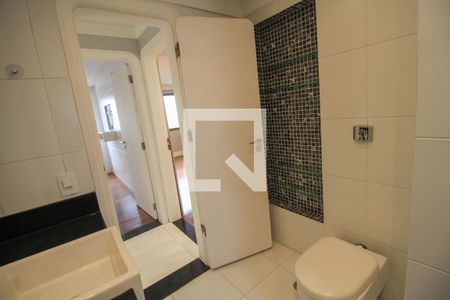 Apartamento à venda com 234m², 4 quartos e 3 vagas Apartamento à venda com 234m², 4 quartos e 3 vagasBanheiro Quarto 3