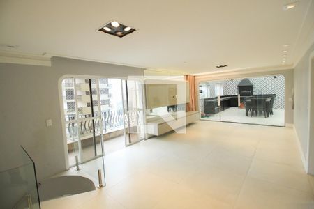 Apartamento à venda com 234m², 4 quartos e 3 vagas Apartamento à venda com 234m², 4 quartos e 3 vagasSala 2