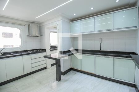 Apartamento à venda com 234m², 4 quartos e 3 vagas Apartamento à venda com 234m², 4 quartos e 3 vagasCozinha