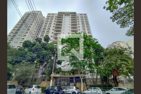 Apartamento à venda com 234m², 4 quartos e 3 vagas Apartamento à venda com 234m², 4 quartos e 3 vagasFachada