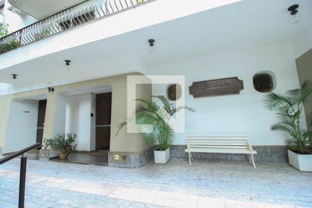 Apartamento à venda com 234m², 4 quartos e 3 vagas Apartamento à venda com 234m², 4 quartos e 3 vagasÁrea comum