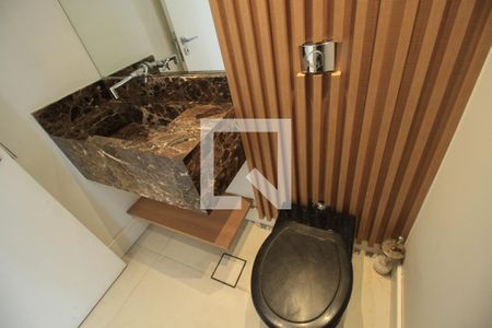 Apartamento à venda com 234m², 4 quartos e 3 vagas Apartamento à venda com 234m², 4 quartos e 3 vagasLavabo