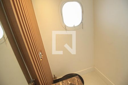 Apartamento à venda com 234m², 4 quartos e 3 vagas Apartamento à venda com 234m², 4 quartos e 3 vagasLavabo