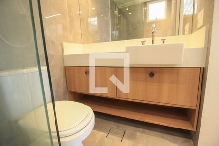 Apartamento à venda com 234m², 4 quartos e 3 vagas Apartamento à venda com 234m², 4 quartos e 3 vagasBanheiro Social