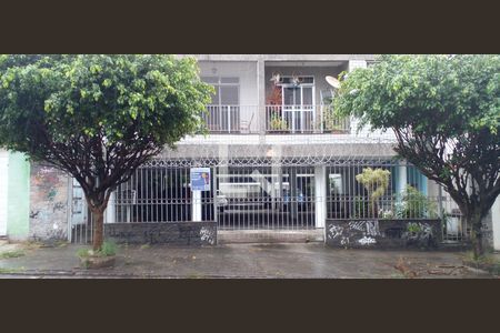 Apartamento à venda com 75m², 2 quartos e 1 vaga Apartamento à venda com 75m², 2 quartos e 1 vagaFachada