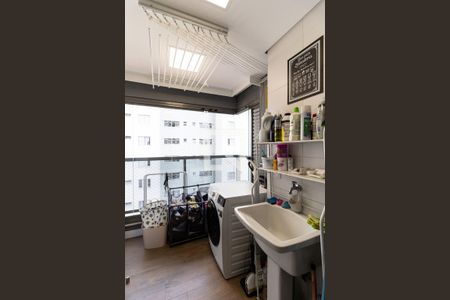 Apartamento à venda com 98m², 3 quartos e 2 vagas Apartamento à venda com 98m², 3 quartos e 2 vagasLavanderia