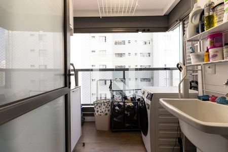 Apartamento à venda com 98m², 3 quartos e 2 vagas Apartamento à venda com 98m², 3 quartos e 2 vagasLavanderia
