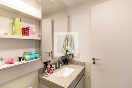 Apartamento à venda com 98m², 3 quartos e 2 vagas Apartamento à venda com 98m², 3 quartos e 2 vagasBanheiro Social