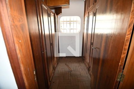 Casa à venda com 450m², 3 quartos e 4 vagasQuarto 2 - Suíte Closet