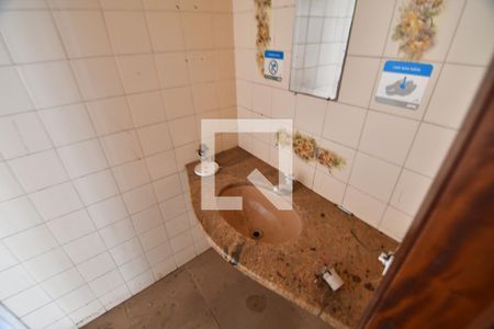 Casa à venda com 450m², 3 quartos e 4 vagasBanheiro 4