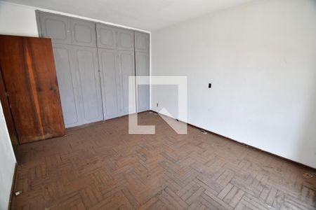 Casa à venda com 450m², 3 quartos e 4 vagasQuarto 3 - Suíte