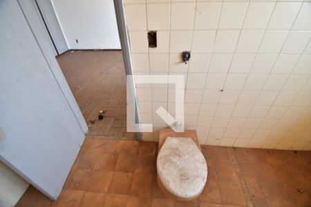 Casa à venda com 450m², 3 quartos e 4 vagasBanheiro Suíte 1