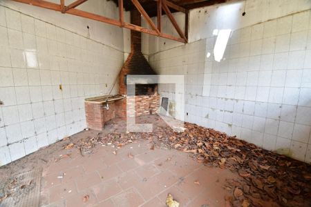 Casa à venda com 450m², 3 quartos e 4 vagasChurrasqueira