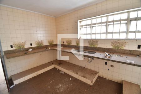 Casa à venda com 450m², 3 quartos e 4 vagasCozinha