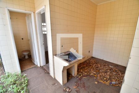 Casa à venda com 450m², 3 quartos e 4 vagasÁrea de Serviço