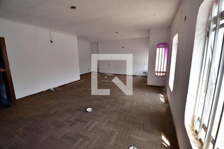 Casa à venda com 450m², 3 quartos e 4 vagasSala 4