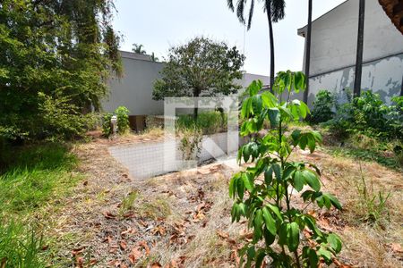 Casa à venda com 450m², 3 quartos e 4 vagasPiscina