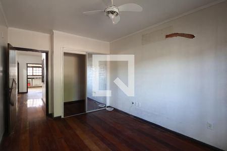 Casa à venda com 190m², 3 quartos e 4 vagasQuarto 2