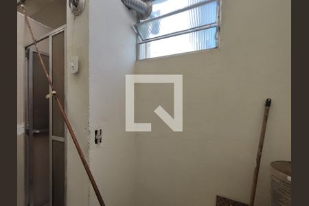 Apartamento à venda com 60m², 2 quartos e sem vaga Apartamento à venda com 60m², 2 quartos e sem vagaQuarto de Serviço