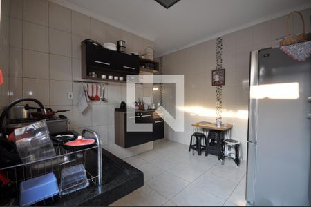 Casa à venda com 90m², 3 quartos e 3 vagasCozinha