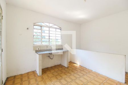 Casa à venda com 180m², 3 quartos e 2 vagas Casa à venda com 180m², 3 quartos e 2 vagasCozinha