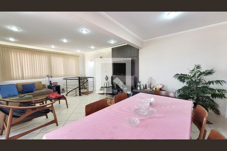 Apartamento à venda com 150m², 3 quartos e 3 vagasCopa