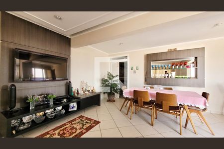 Apartamento à venda com 150m², 3 quartos e 3 vagasCopa