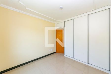 Apartamento à venda com 120m², 3 quartos e 2 vagasQuarto 2