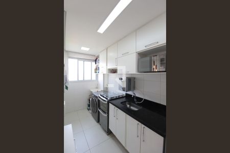 Apartamento à venda com 70m², 3 quartos e 2 vagasCozinha e Área de Serviço