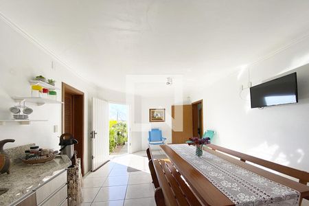 Casa à venda com 173m², 3 quartos e 1 vagaÁrea gourmet