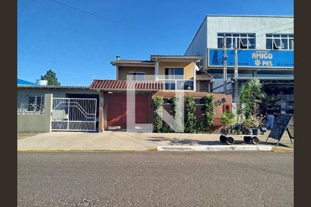 Casa à venda com 173m², 3 quartos e 1 vagaFachada