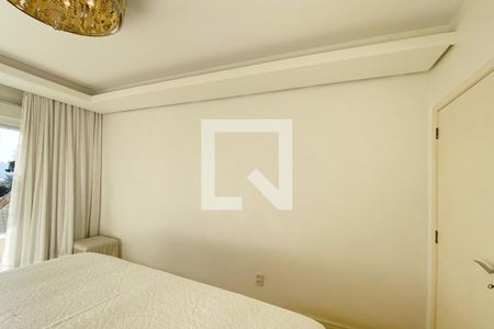 Casa à venda com 168m², 3 quartos e 2 vagasSuíte