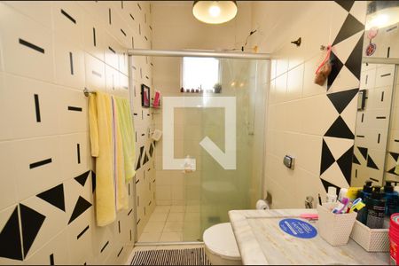 Apartamento à venda com 200m², 3 quartos e 2 vagasBanheiro social