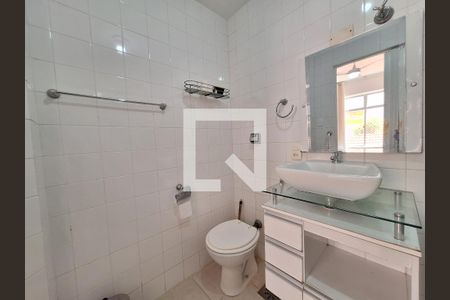 Apartamento à venda com 49m², 2 quartos e sem vaga Apartamento à venda com 49m², 2 quartos e sem vagaBanheiro da suíte