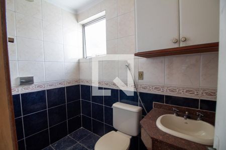 Casa à venda com 169m², 3 quartos e 2 vagas Casa à venda com 169m², 3 quartos e 2 vagasBanheiro 2