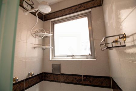 Casa à venda com 169m², 3 quartos e 2 vagas Casa à venda com 169m², 3 quartos e 2 vagasBanheiro da Suíte