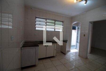 Casa à venda com 169m², 3 quartos e 2 vagas Casa à venda com 169m², 3 quartos e 2 vagasCozinha