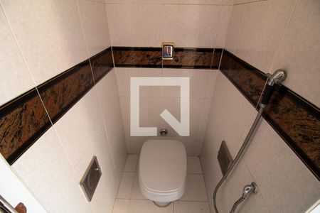 Casa à venda com 169m², 3 quartos e 2 vagas Casa à venda com 169m², 3 quartos e 2 vagasBanheiro da Suíte