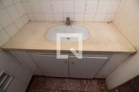 Casa à venda com 169m², 3 quartos e 2 vagas Casa à venda com 169m², 3 quartos e 2 vagasBanheiro 1