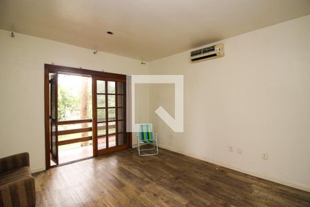 Casa para alugar com 320m², 4 quartos e 4 vagasQuarto Suíte