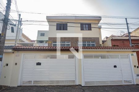 Casa à venda com 145m², 3 quartos e 3 vagasFachada