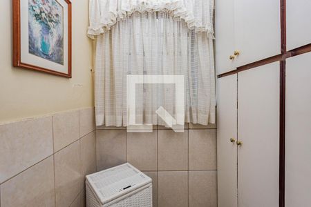 Casa à venda com 145m², 3 quartos e 3 vagasQuarto de Serviço