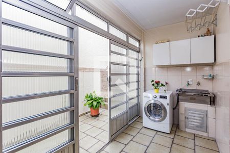 Casa à venda com 145m², 3 quartos e 3 vagasÁrea de Serviço