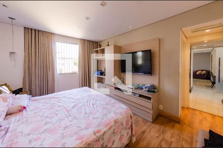 Apartamento à venda com 165m², 2 quartos e 3 vagas Apartamento à venda com 165m², 2 quartos e 3 vagasSuíte 2