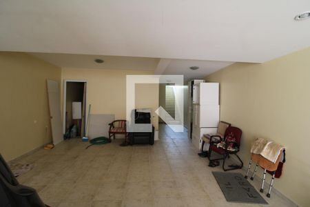 Casa à venda com 244m², 3 quartos e 4 vagasGaragem