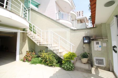 Casa à venda com 244m², 3 quartos e 4 vagasGaragem