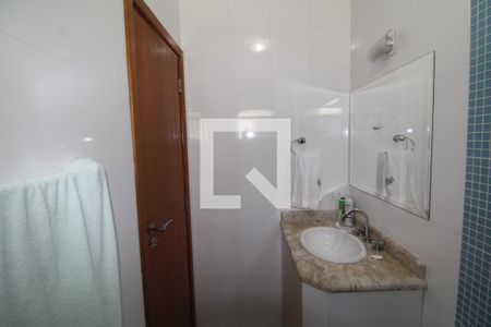 Casa à venda com 244m², 3 quartos e 4 vagasQuarto 3 - Banheiro