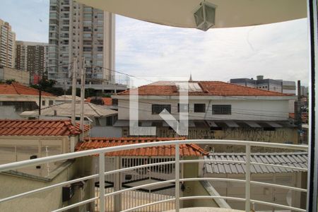 Casa à venda com 244m², 3 quartos e 4 vagasQuarto 3 - Varanda