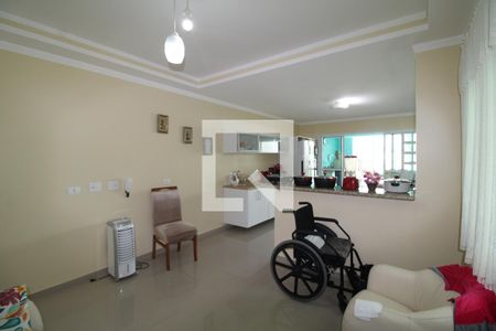 Casa à venda com 244m², 3 quartos e 4 vagasCozinha